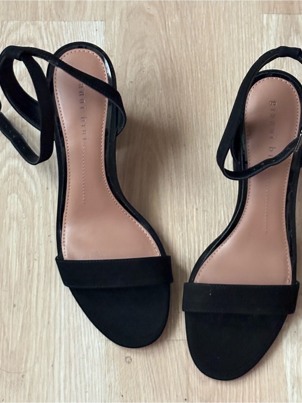 Gianni Bini Black Open-Toe Ankle Strap Sandals